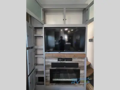 2020 Keystone Fuzion 430 photo 25