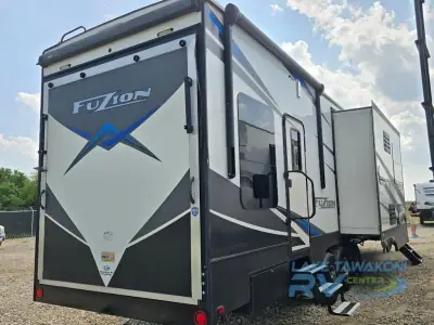 2020 Keystone Fuzion 430 photo 4