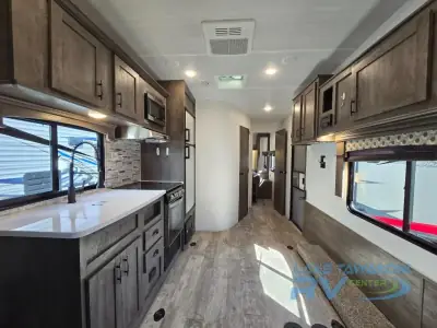 2020 Forest River Shockwave 24RQMX photo 12