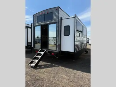 2025 Coachmen Catalina Destination Series 43CONDO photo 7