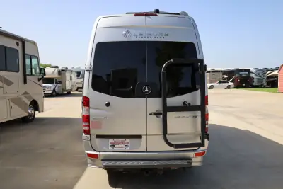 2015 Leisure Travel Free Spirit SS photo 7