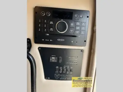 2017 Thor Motor Coach Compass 23TR photo 20