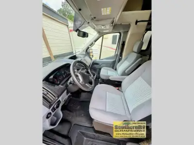 2017 Thor Motor Coach Compass 23TR photo 7