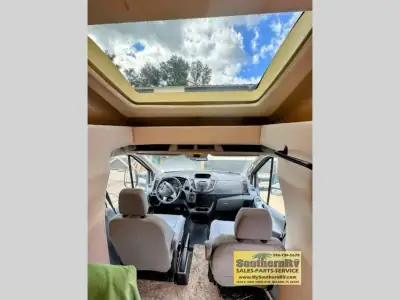 2017 Thor Motor Coach Compass 23TR photo 10