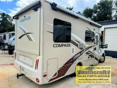 2017 Thor Motor Coach Compass 23TR photo 3