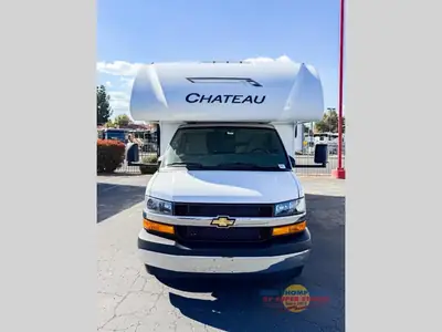 2026 Thor Motor Coach Chateau photo 2