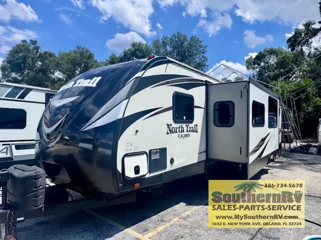 2017 Heartland North Trail 33BKSS King exterior