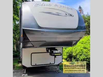 2013 Forest River Blue Ridge 3025RL