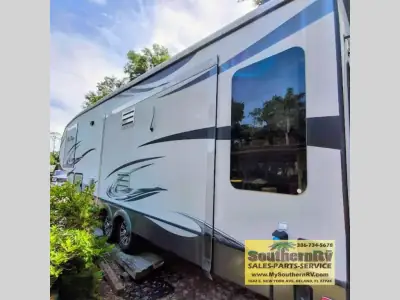 2013 Forest River Blue Ridge 3025RL photo 6