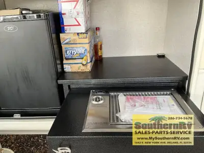2020 Jayco North Point 377RLBH photo 9