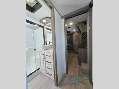 2022 Keystone Montana 3855BR photo 22