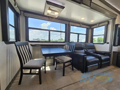 2022 Keystone Montana 3855BR photo 6