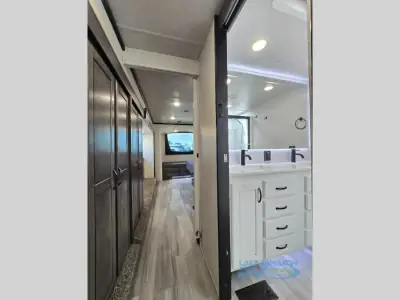 2022 Forest River Cedar Creek Champagne Edition 38EBS photo 43