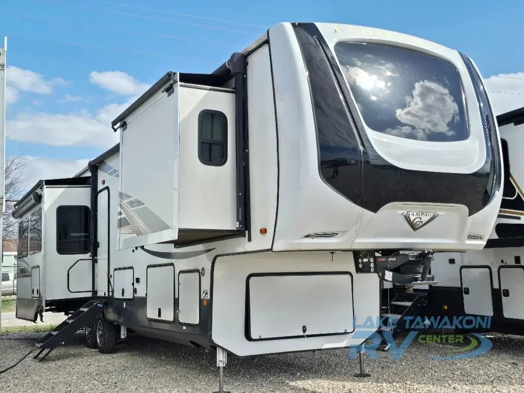 2022 Forest River Cedar Creek Champagne Edition 38EBS exterior