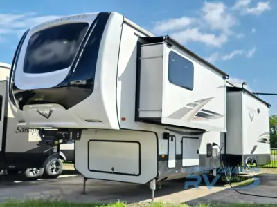 2022 Forest River Cedar Creek Champagne Edition 38EBS photo 24