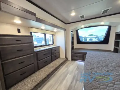 2022 Forest River Cedar Creek Champagne Edition 38EBS photo 50