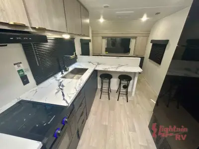 2026 East To West Acclaim 2650FL photo 9