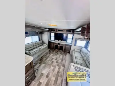 2019 Dutchmen Coleman Light 2925RE photo 4