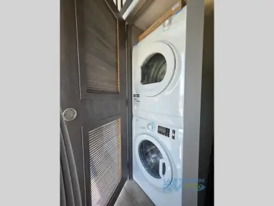 2026 Coachmen Catalina Destination Series 43CONDO photo 19