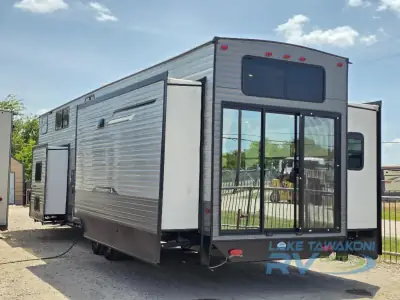 2026 Coachmen Catalina Destination Series 43CONDO photo 4