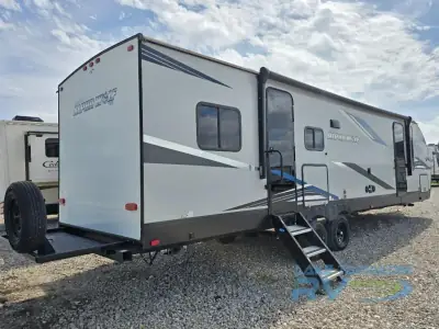 2021 Forest River Cherokee Alpha Wolf 29DQ-L photo 4