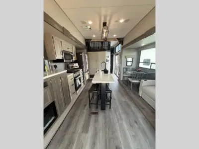 2025 Coachmen Catalina Destination Series 43CONDO photo 10
