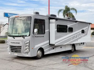 2026 Thor Motor Coach Hurricane photo 3