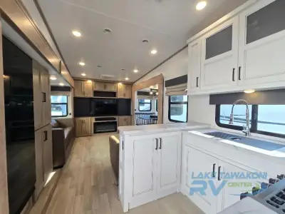 2024 Keystone Arcadia Super Lite 294SLRD photo 8