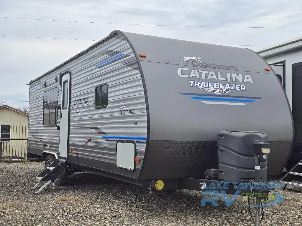 2020 Coachmen Catalina Trail Blazer 26TH exterior