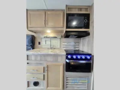 2020 Coachmen Catalina Trail Blazer 26TH photo 16