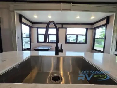 2023 Highland Ridge Open Range 371MBH photo 13