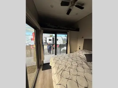 2025 Coachmen Catalina Destination Series 35FME photo 21