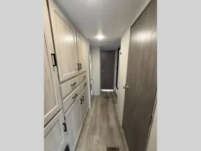 2025 Coachmen Catalina Destination Series 35FME photo 15