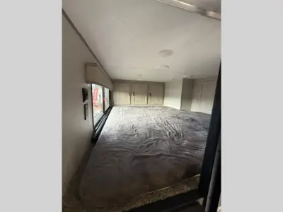 2025 Coachmen Catalina Destination Series 35FME photo 13