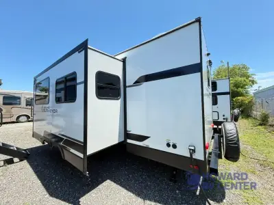 2026 Forest River Grand Surveyor 267RBSS photo 4