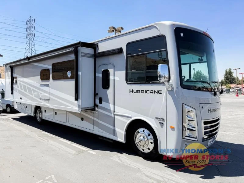 2026 Thor Motor Coach Hurricane exterior