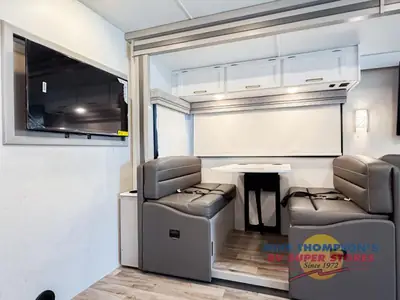 2026 Thor Motor Coach Hurricane photo 21