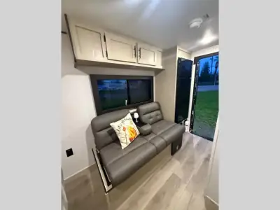 2026 Shasta Rvs Compact 16RE photo 19