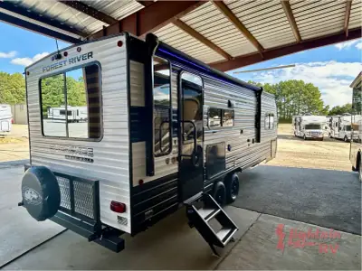 2026 Forest River CHEROKEE GREY WOLF 23MK photo 3