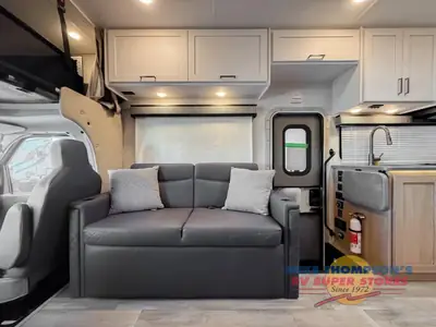 2026 Thor Motor Coach Outlaw photo 20