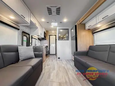 2026 Thor Motor Coach Outlaw photo 18