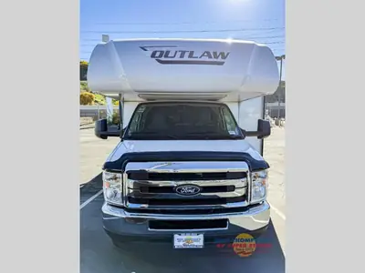 2026 Thor Motor Coach Outlaw photo 2