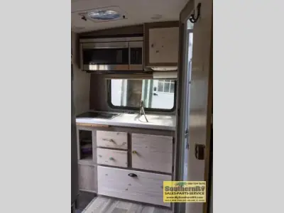 2021 Phoenix Usa PHOENIX CRUISER FTRXD2S Dual Sofa photo 12