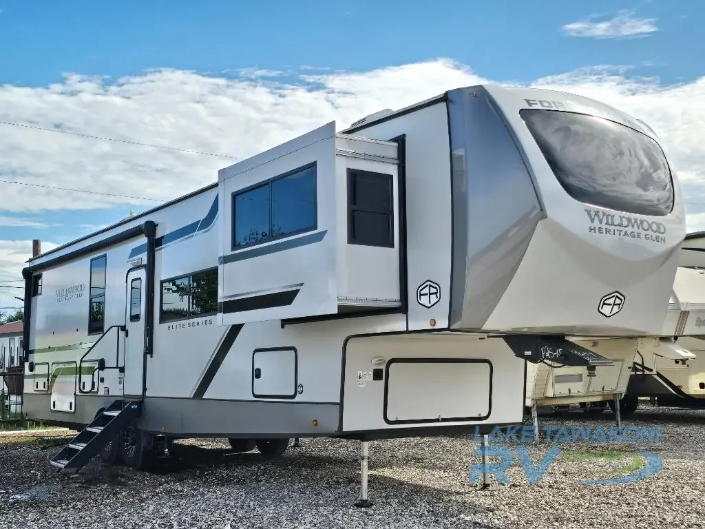 2025 Forest River Wildwood Heritage Glen Elite Series 36FL exterior