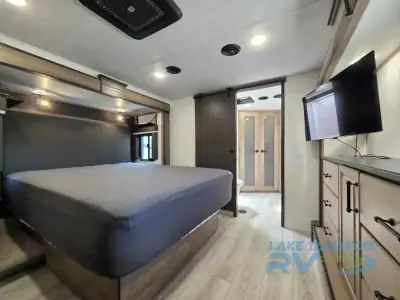 2024 Keystone Montana 3901RK photo 18