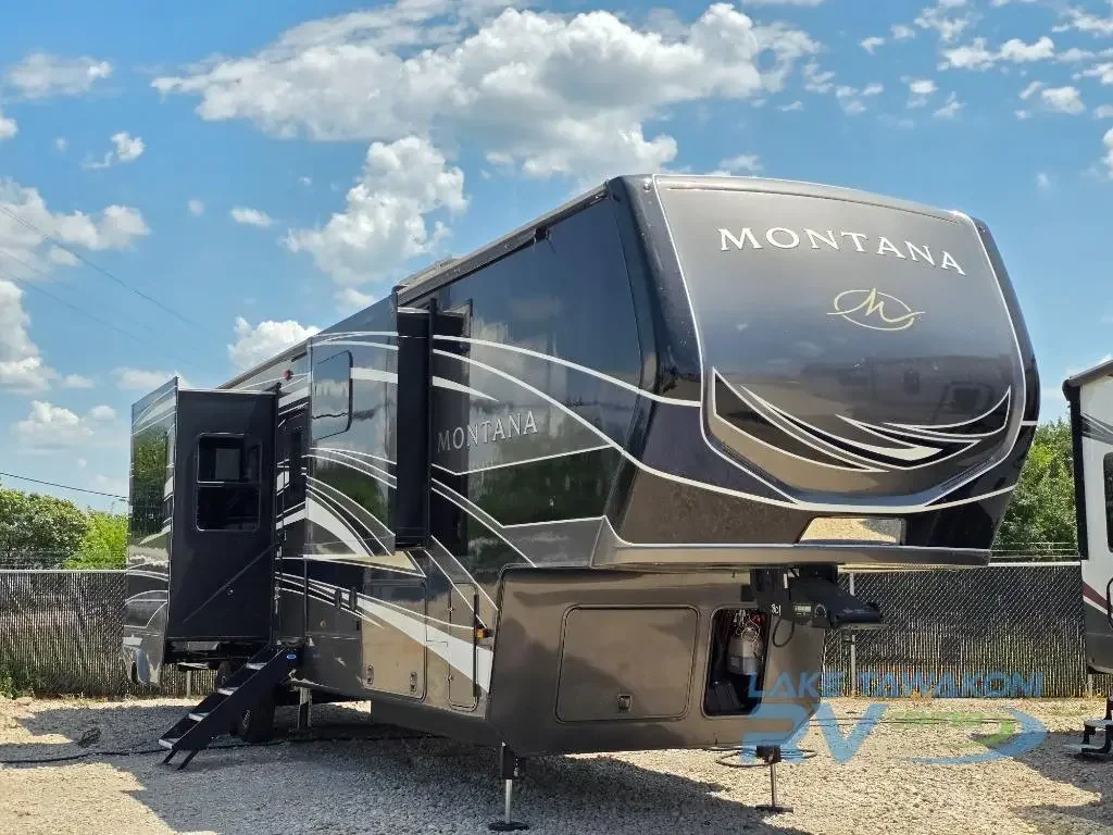 2024 Keystone Montana 3901RK exterior