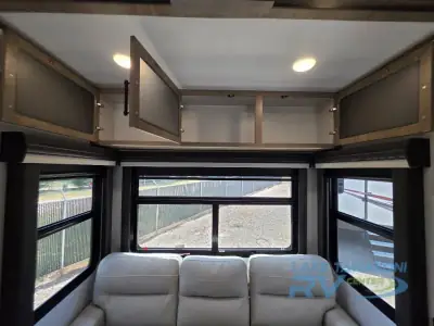 2024 Keystone Montana 3901RK photo 37