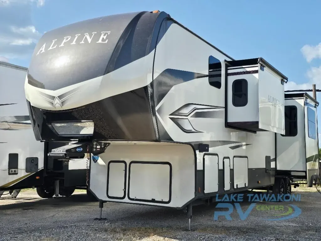 2022 Keystone Alpine 3910RK exterior