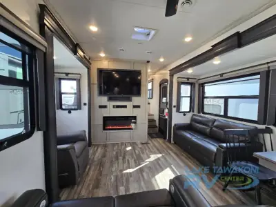 2022 Keystone Alpine 3910RK photo 14