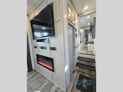 2022 Keystone Alpine 3910RK photo 15